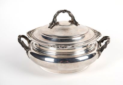 925/1000 silver vegetable dish decorated...