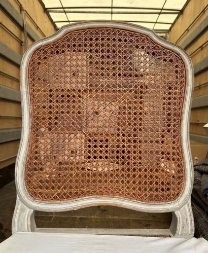 VENDU SUR DESIGNATION

Suite de huit chaises...