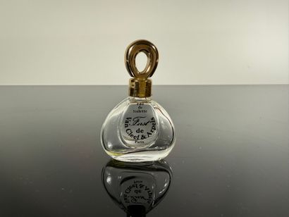 VAN CLEEF ARPELS

First

Set of 3 glass perfume...
