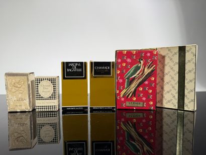 Set of 15 miniatures of various perfumes...