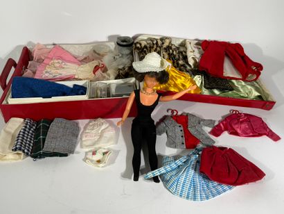 Red patent case BARBIE by MATTEL 

Made in...