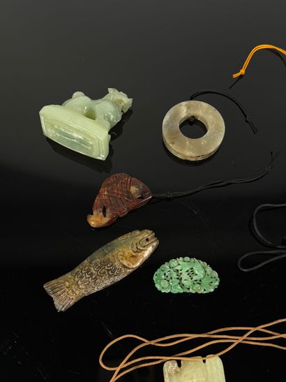 Chine

Ensemble de 10 statuettes en jade...