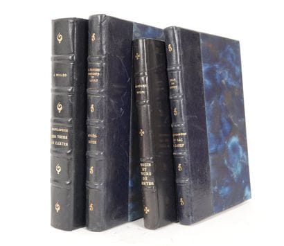 PRESTIDIGITATION - Réunion de 4 volumes in-8...