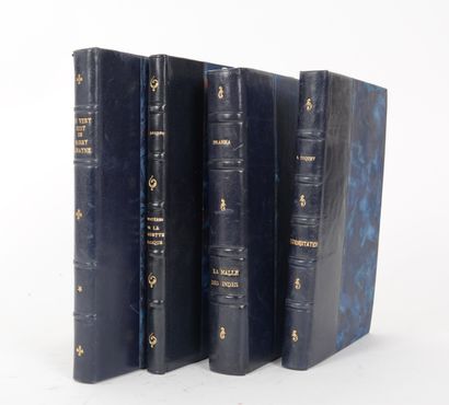 PRESTIDIGITATION - Réunion de 4 volumes in-8...