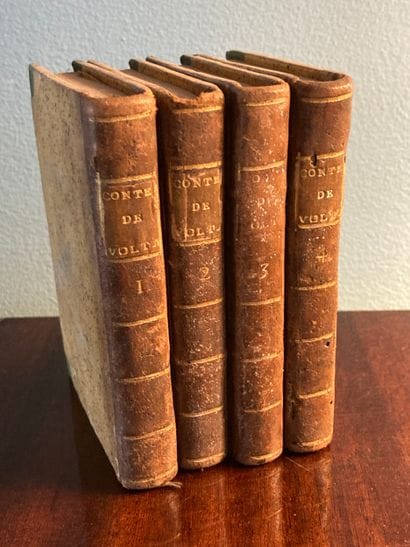 VOLTAIRE: Romans et Contes. Evreux, Ancelle,...