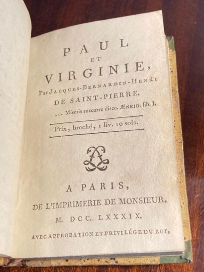 PETITS FORMATS - Réunion de 3 volumes petit...