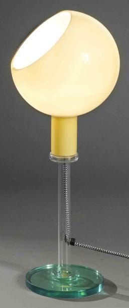 Gae AULENT(née en 1927) et Piero CASTIGLION(1912-1985)
Lampe...