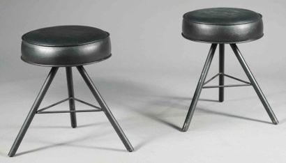 PHILIPPE STARCK (né en 1949)
Paire de tabourets...