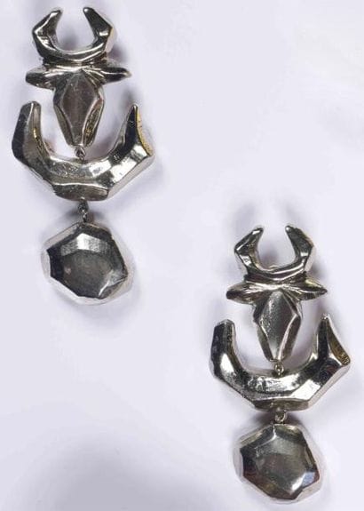 Christian LACROIX
Paire de pendants d'oreilles...