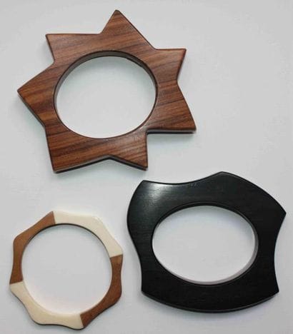 Isabel CANOVAS
Lot composé de trois bracelets...