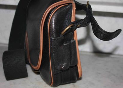 HERMÈS Paris made in France
Sac cartouchière...