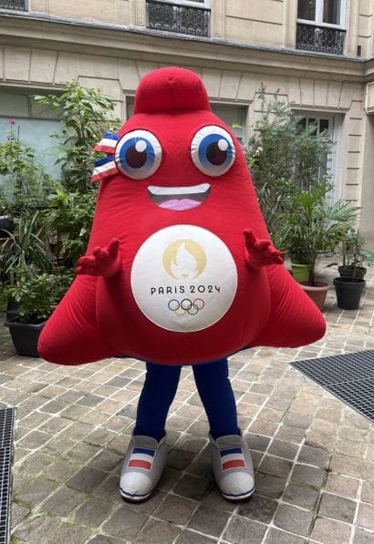 Jeux Olympiques / Paris 2024 / Mascotte
Phryge...