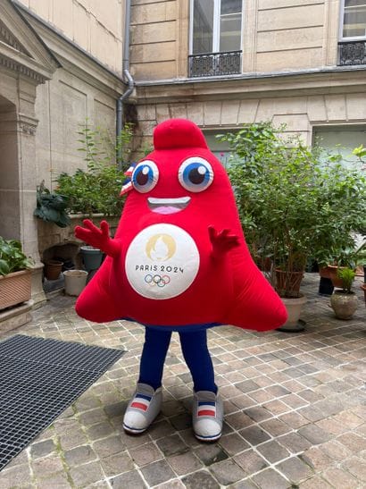 Jeux Olympiques / Paris 2024 / Mascotte
Phryge...