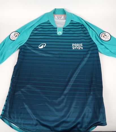 Jeux Olympiques / Paris 2024 / Tenues officielles
Lot...