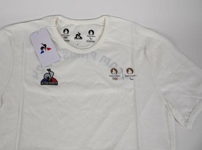 Jeux Olympiques / Paris 2024
Lot de 4 hauts...