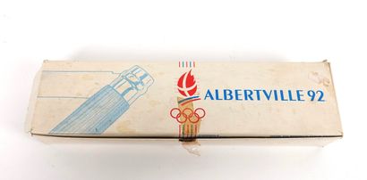 Jeux Olympiques / Hiver / Albertville 1992
Couteau...