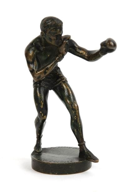 Boxe / Automobile / Carpentier / Mascotte
Maurice...