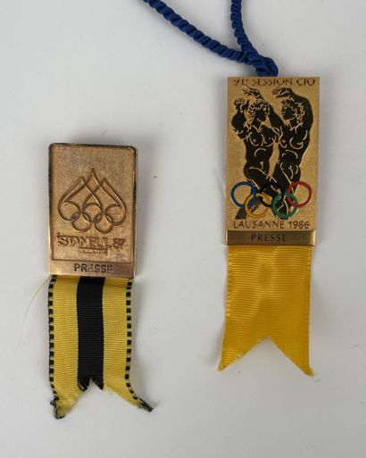 Jeux Olympiques / CIO
Deux badges officiels...