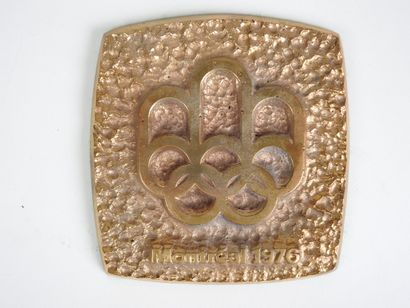 Jeux Olympiques / Montreal 1976
Lot de goodies...