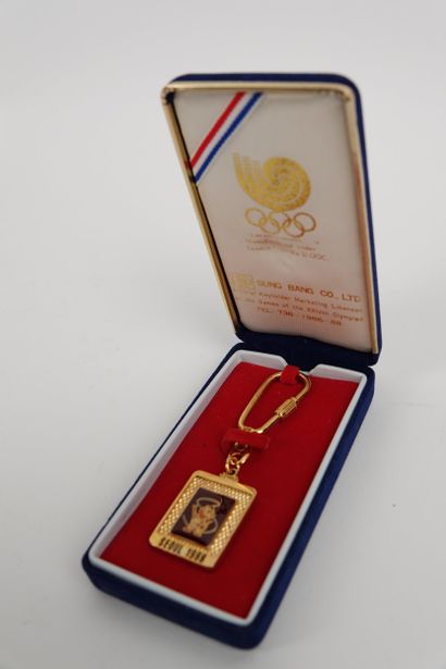 Jeux Olympiques / 1904-1988 
Lot d'une médaille...