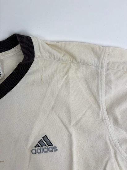 Football / Cameroun
Maillot Adidas non numéroté...