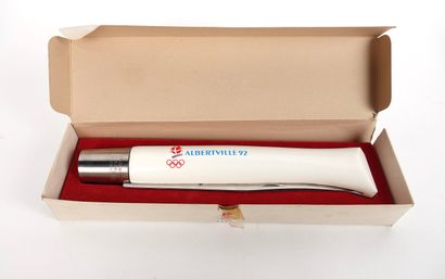 Jeux Olympiques / Hiver / Albertville 1992
Couteau...