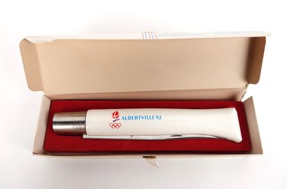 Jeux Olympiques / Hiver / Albertville 1992
Couteau...