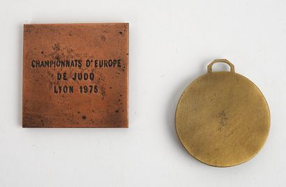 Judo / Europe / Lyon / Paris / Carrier
Lot...