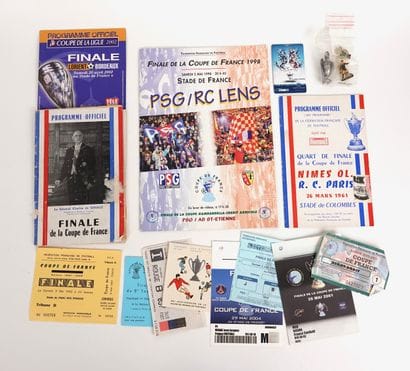 Football / Coupe de France / Trophée
Ensemble...