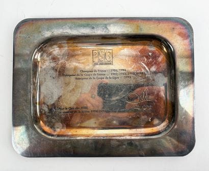 Football / PSG / Dior
Plateau rectangulaire...