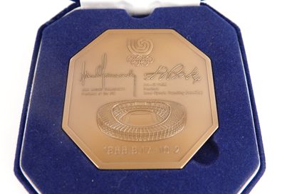 Jeux Olympiques / Séoul 1988 / Souvenirs
Lot...