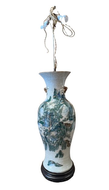 Large Chinese crackled porcelain vase decorated...