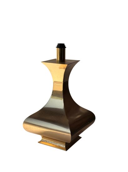 Gold-tone metal lamp 
H 49 cm
A few small...