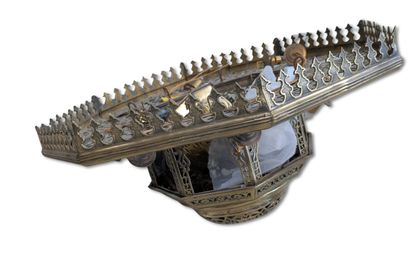 Brass chandelier with colored glass
MAGHREB
Diameter:...