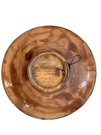Pair of round earthenware plates with green...