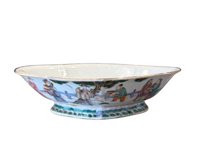 Chinese porcelain bowl in the 