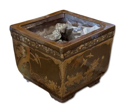 CHINA
Polychrome ceramic planter decorated...
