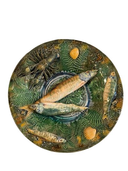 Pair of round earthenware plates with green...