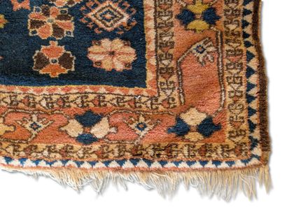 Large Oriental rug
290 x 210 cm
Signs of...