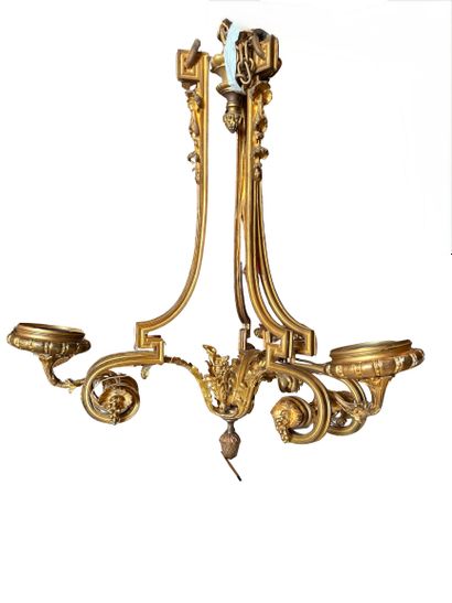 Impressive gilded and chiseled bronze chandelier...