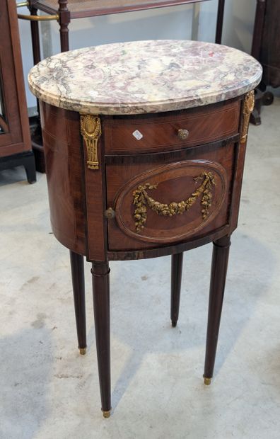 Small bedside table in veneered wood with...