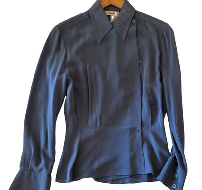 KARL LAGERFELD
Lot comprenant un ensemble...