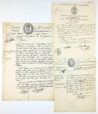 PARIS SECTIONS. 3 Documents: PARIS. Document...