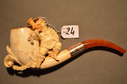 Pipe en écume de mer sculptée représentant...