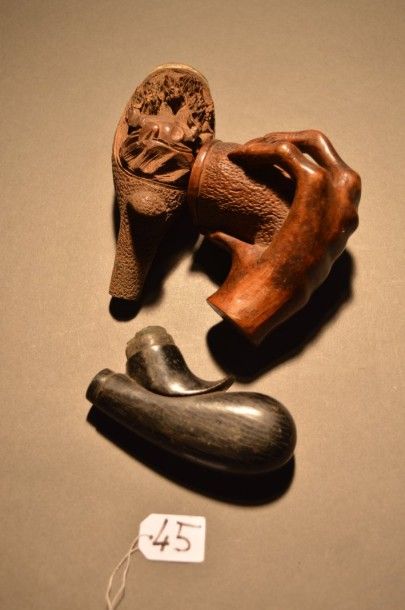 Beau fume-cigare en écume de mer sculptée...