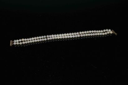 BRACELET deux rangs de PERLES de culture...