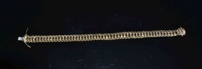 BRACELET en or jaune maille US

Poids 12,9...
