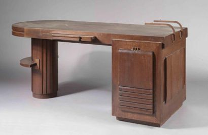 CHARLES DUDOUYT (1885-1946)
Bureau à caisson...