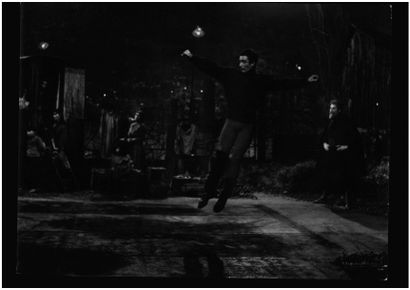 RAYMOND VOINQUEL



Saut de danse sur les...
