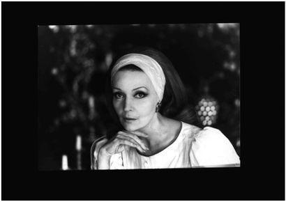 RAYMOND VOINQUEL

Portrait de Ludmilla Tcherina...